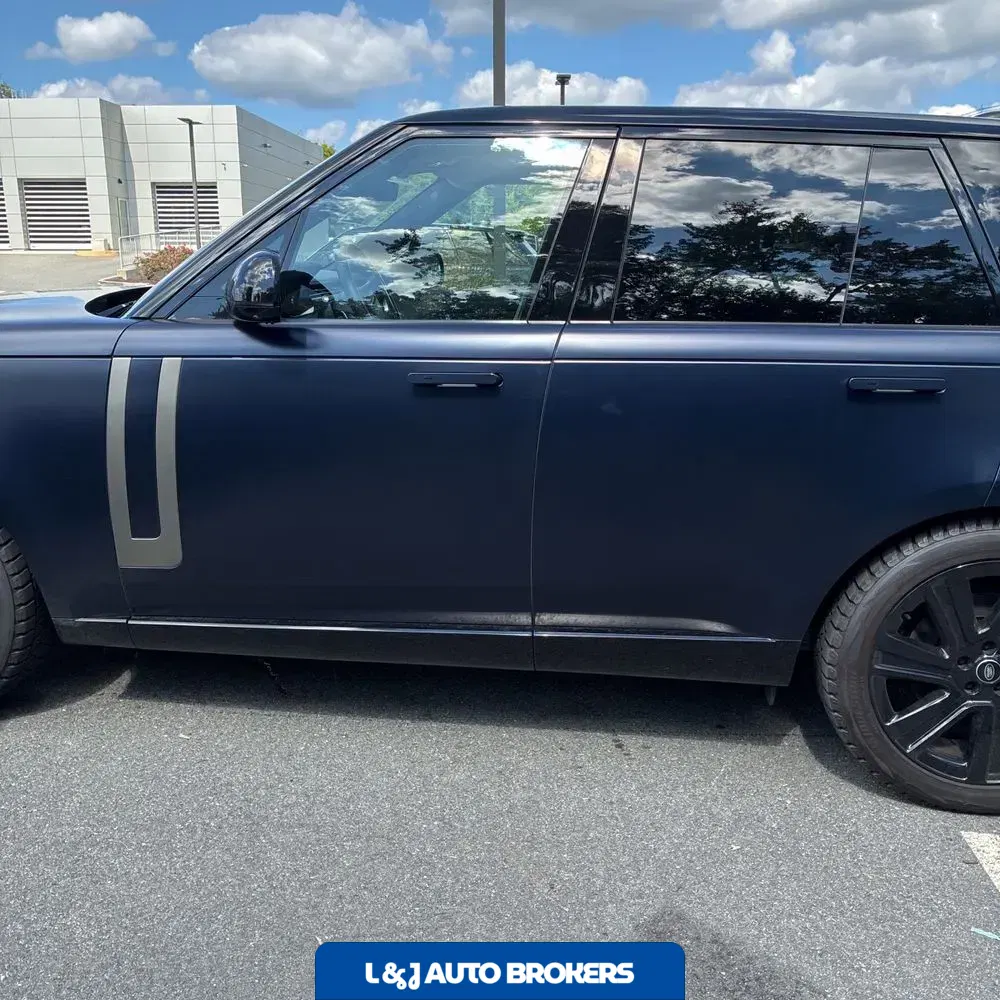 2023 Land Rover Range Rover P530 SE