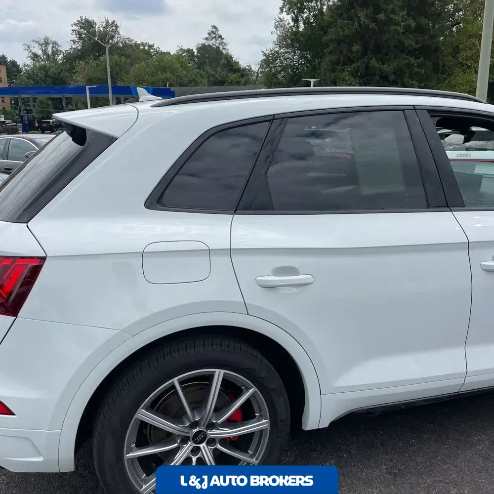 2024 Audi Q5 S-Line Prem+ 55 PHEV