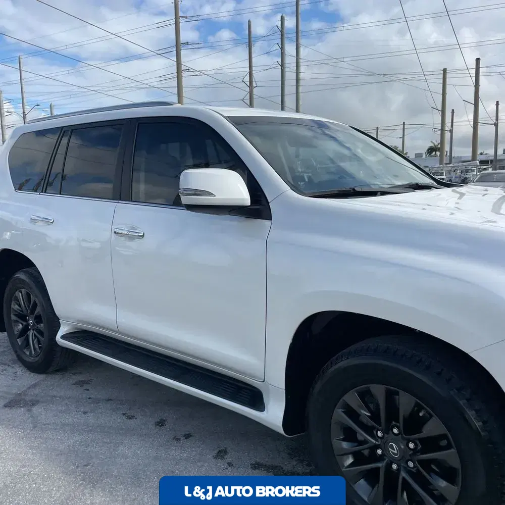2023 Lexus GX 460 Base