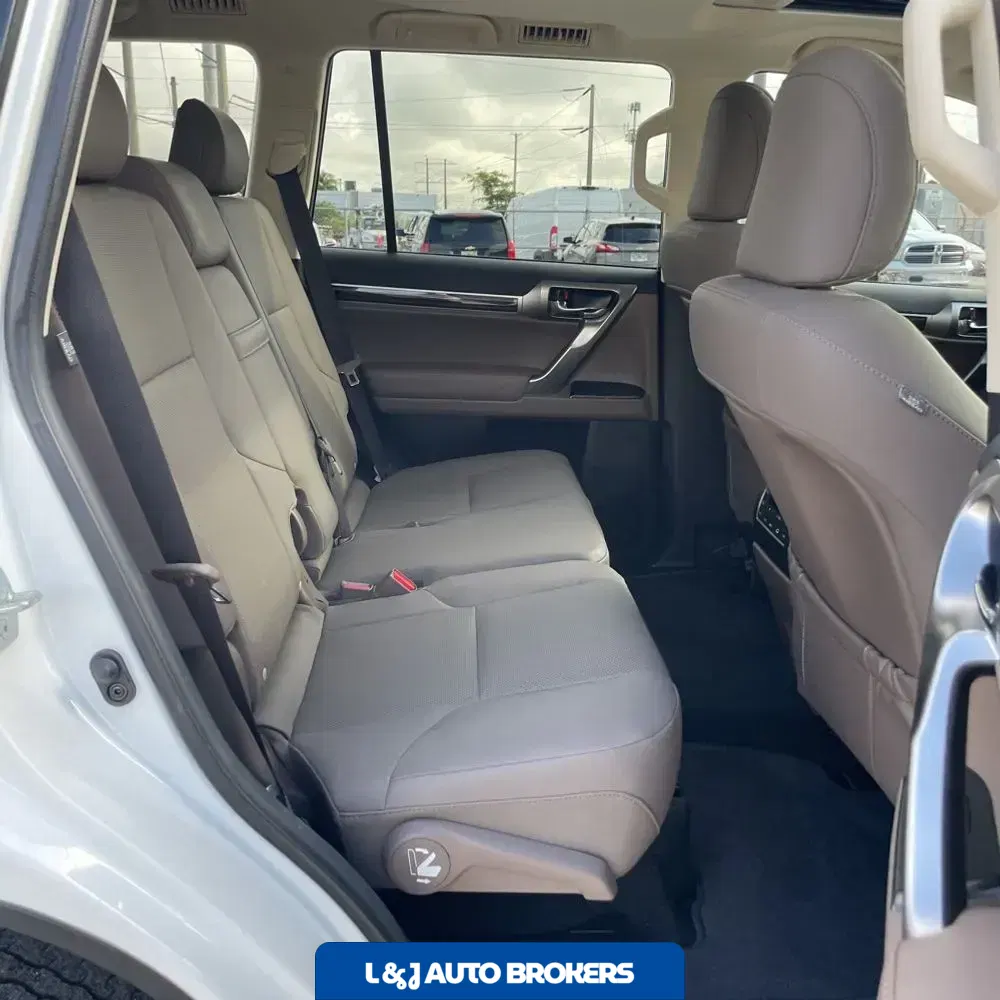 2023 Lexus GX 460 Base