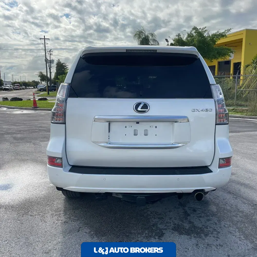 2023 Lexus GX 460 Base
