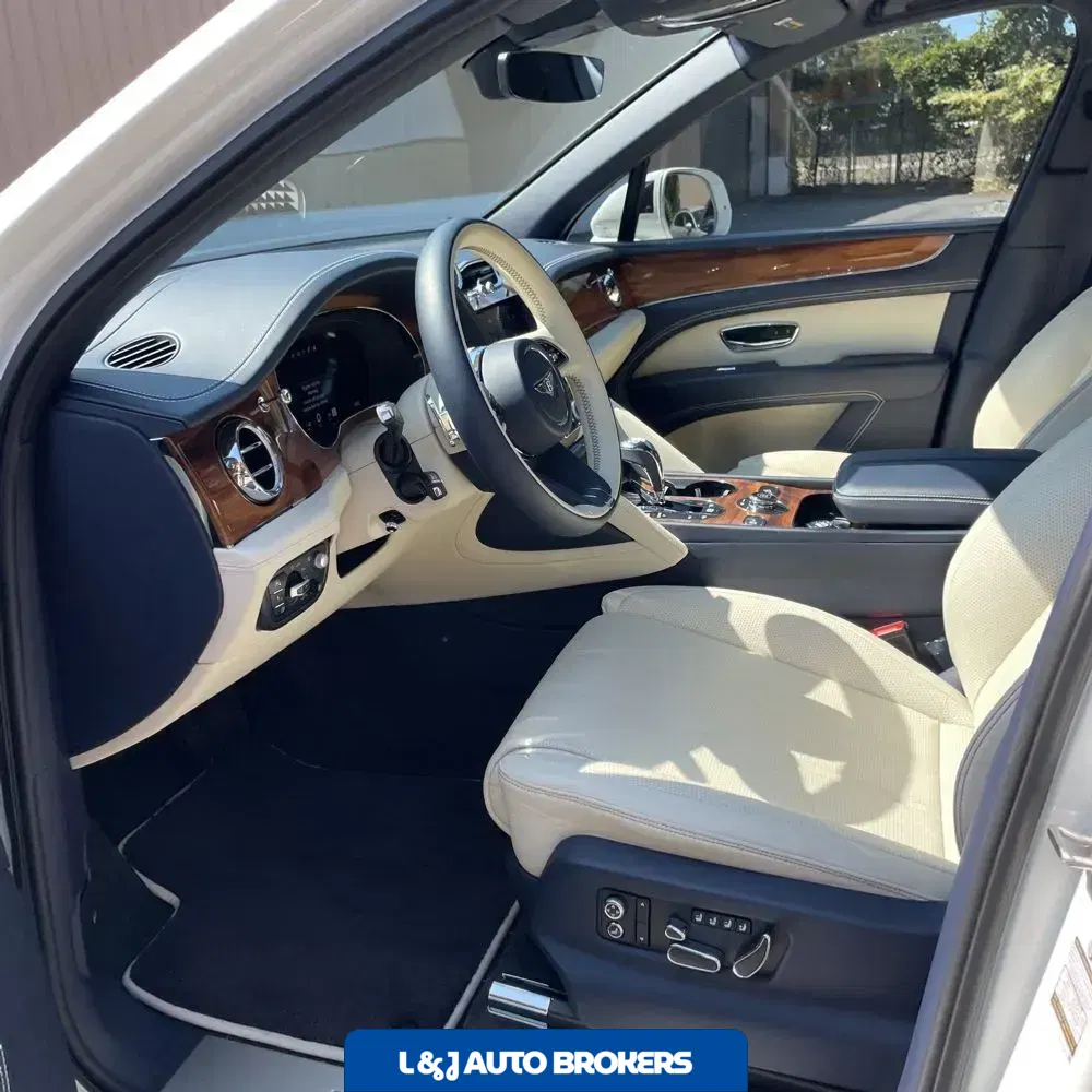 2021 Bentley Bentayga V8