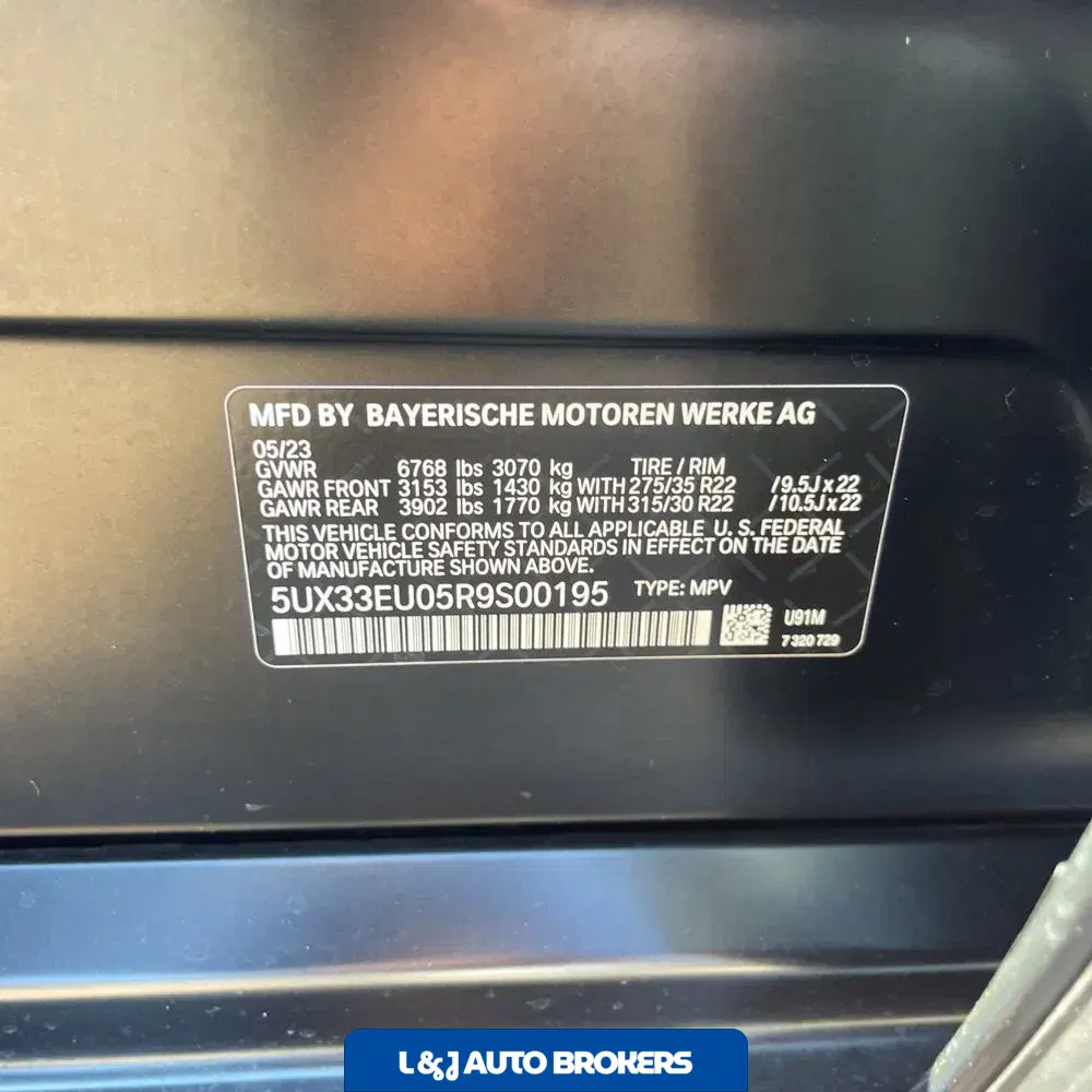 2024 BMW X5 M60i