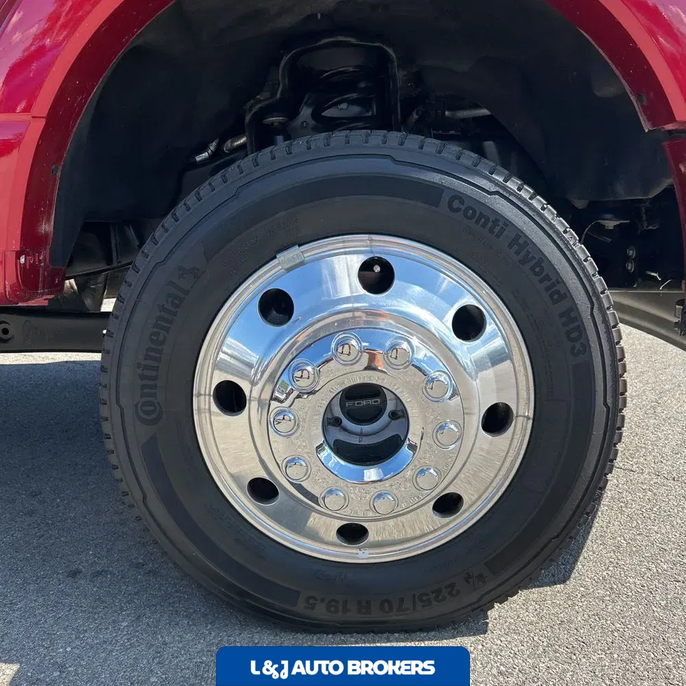 2023 Ford F-450 Super Duty Lariat