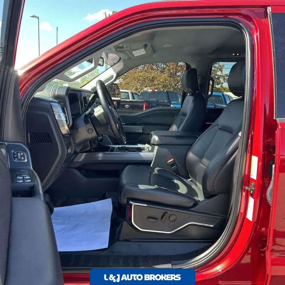 2023 Ford F-450 Super Duty Lariat