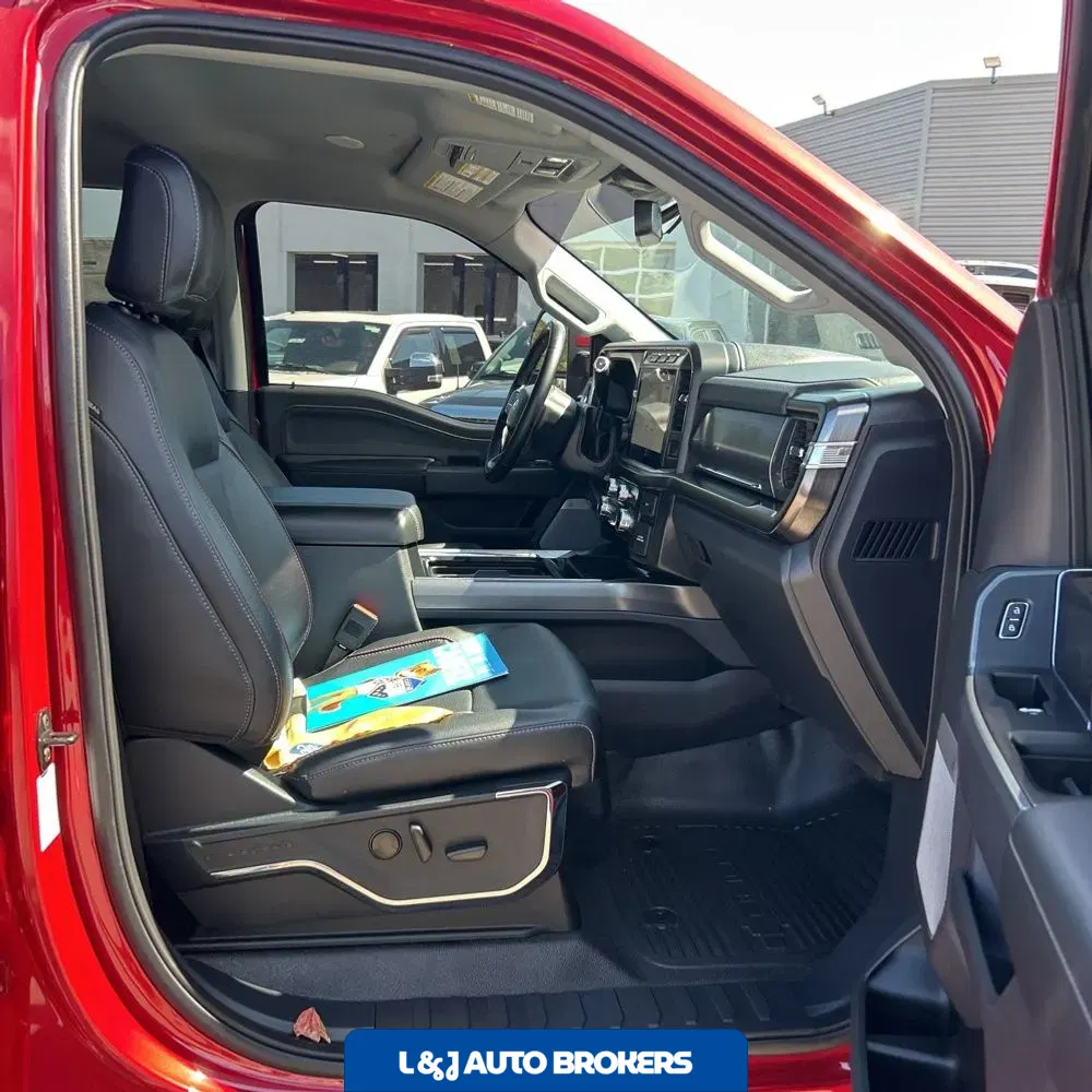 2023 Ford F-450 Super Duty Lariat