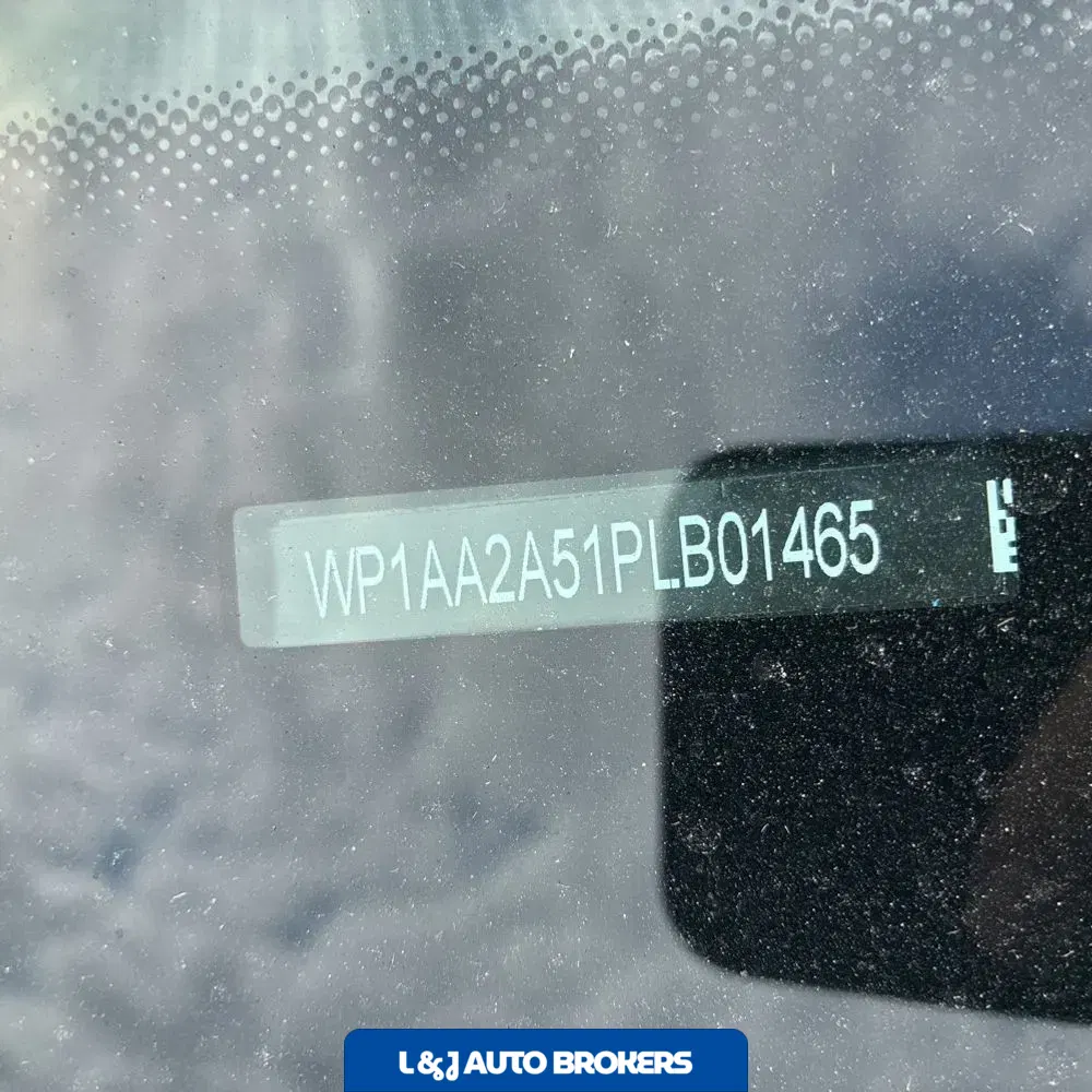 2023 Porsche Macan T
