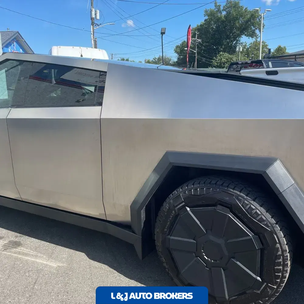 2024 Tesla Cybertruck CyberBeast