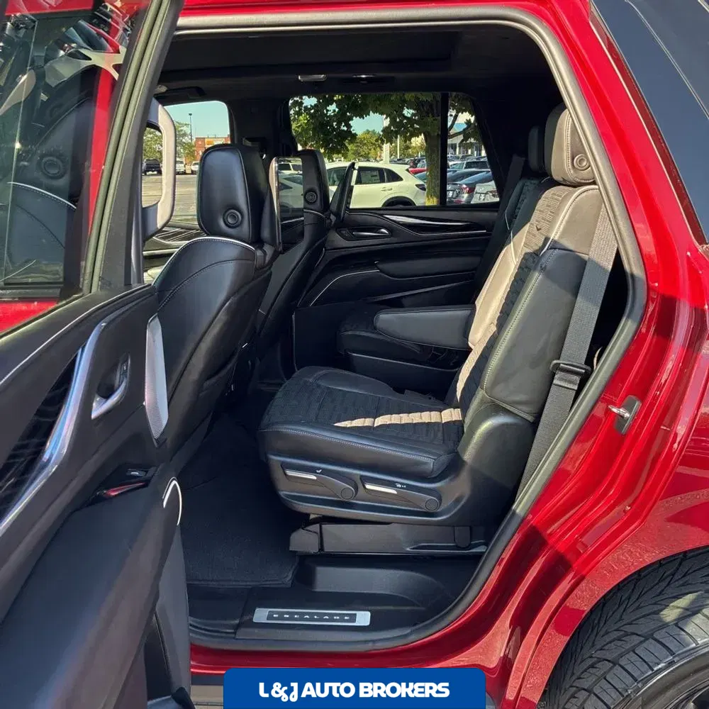 2023 Cadillac Escalade-V Base