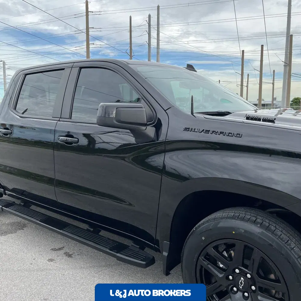 2023 Chevrolet Silverado 1500 RST