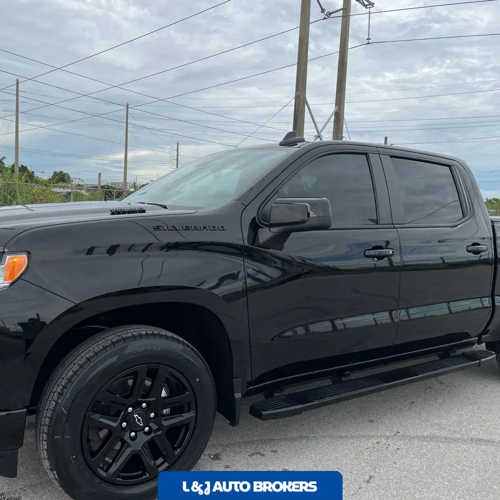 2023 Chevrolet Silverado 1500 RST