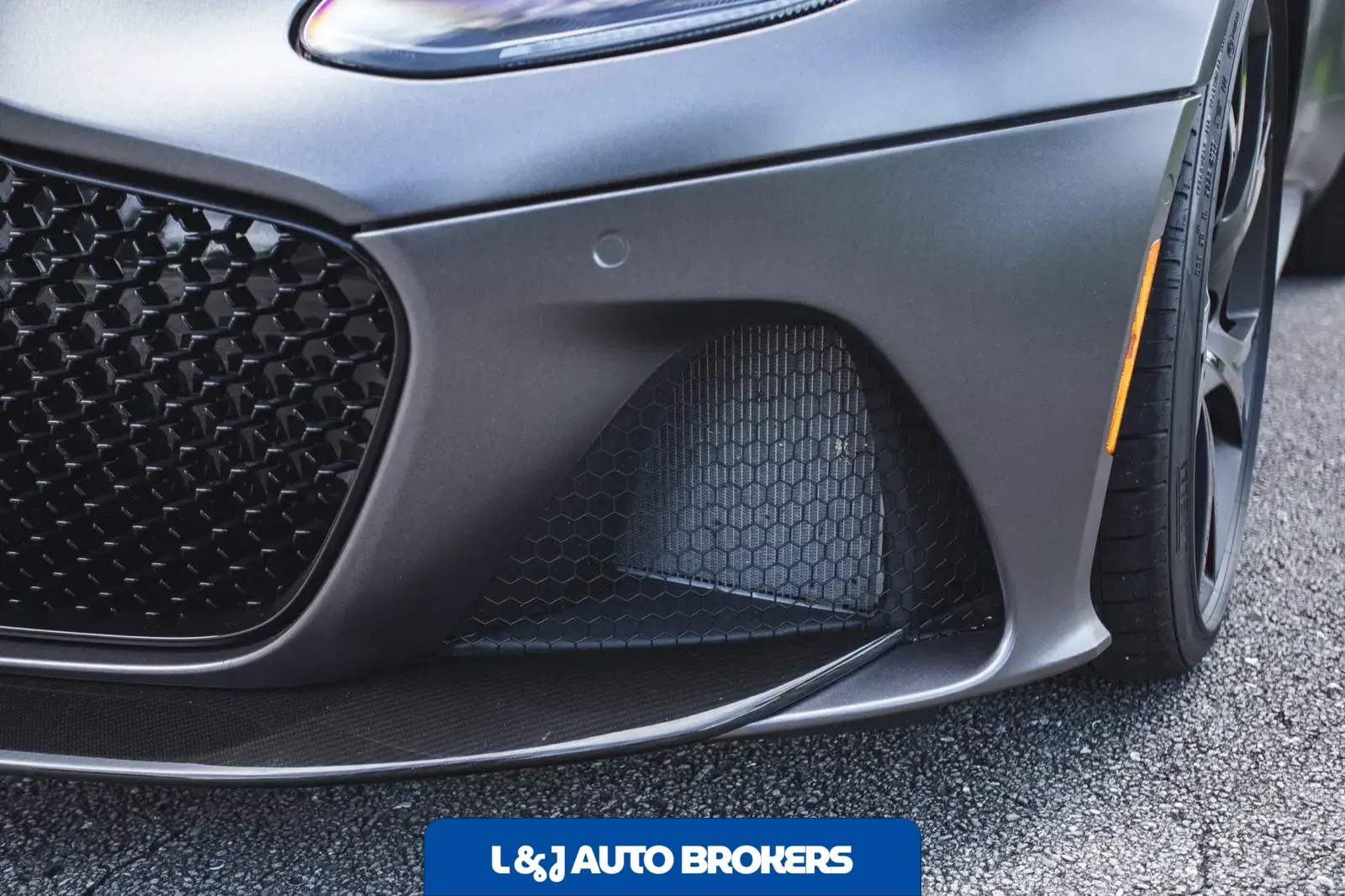 2019 Aston Martin DBS Superleggera Coupe