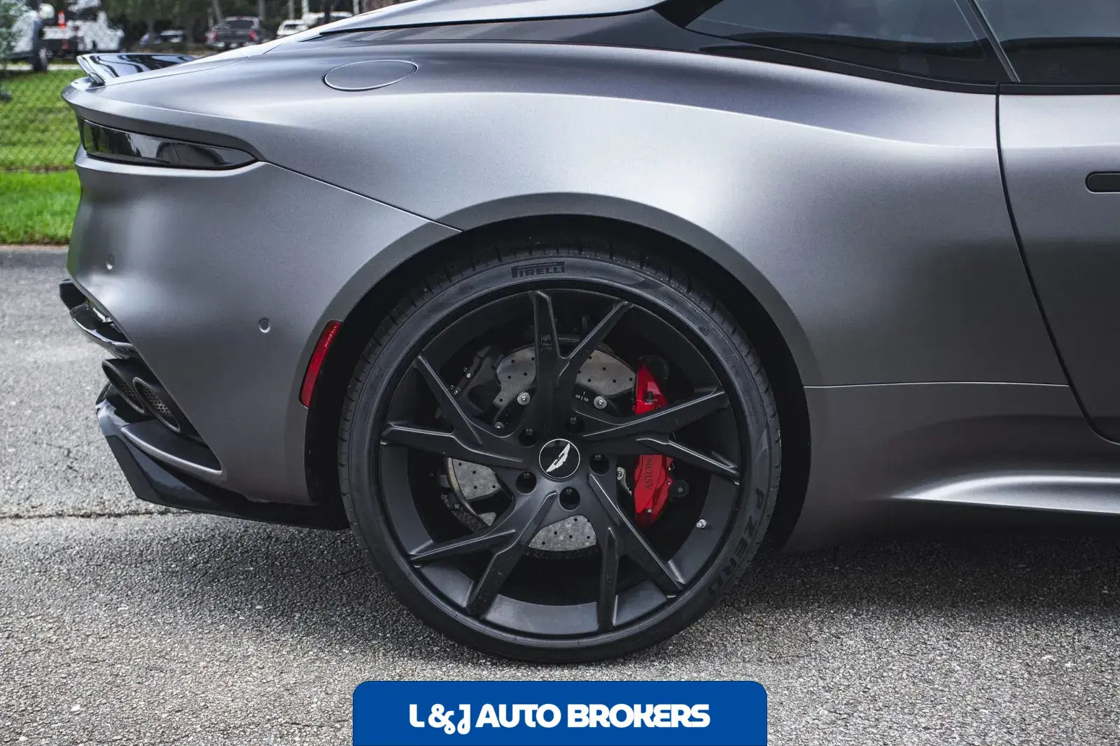 2019 Aston Martin DBS Superleggera Coupe