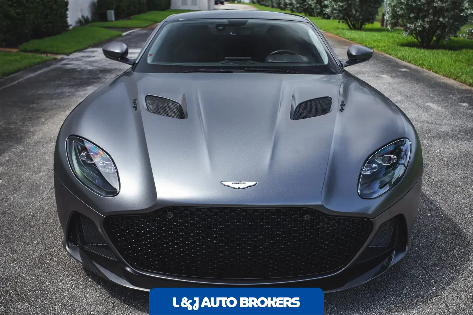 2019 Aston Martin DBS Superleggera Coupe