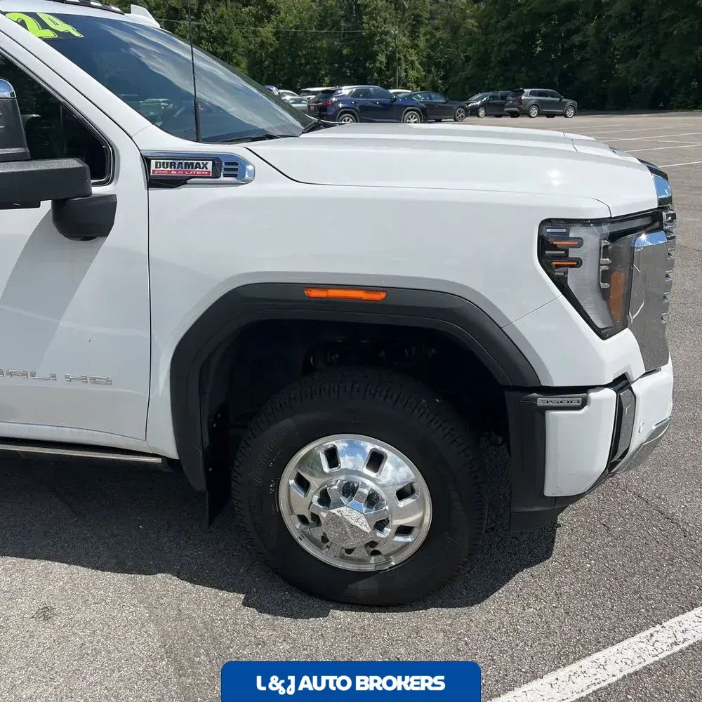 2024 GMC Sierra 3500 Denali