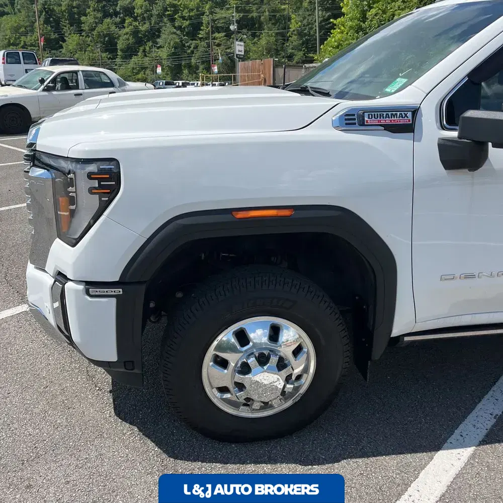 2024 GMC Sierra 3500 Denali