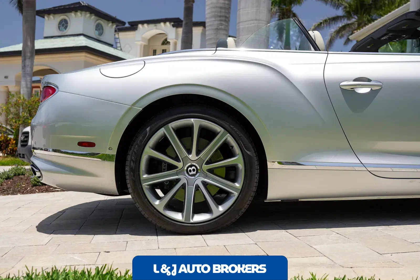 2022 Bentley Continental GTC V8