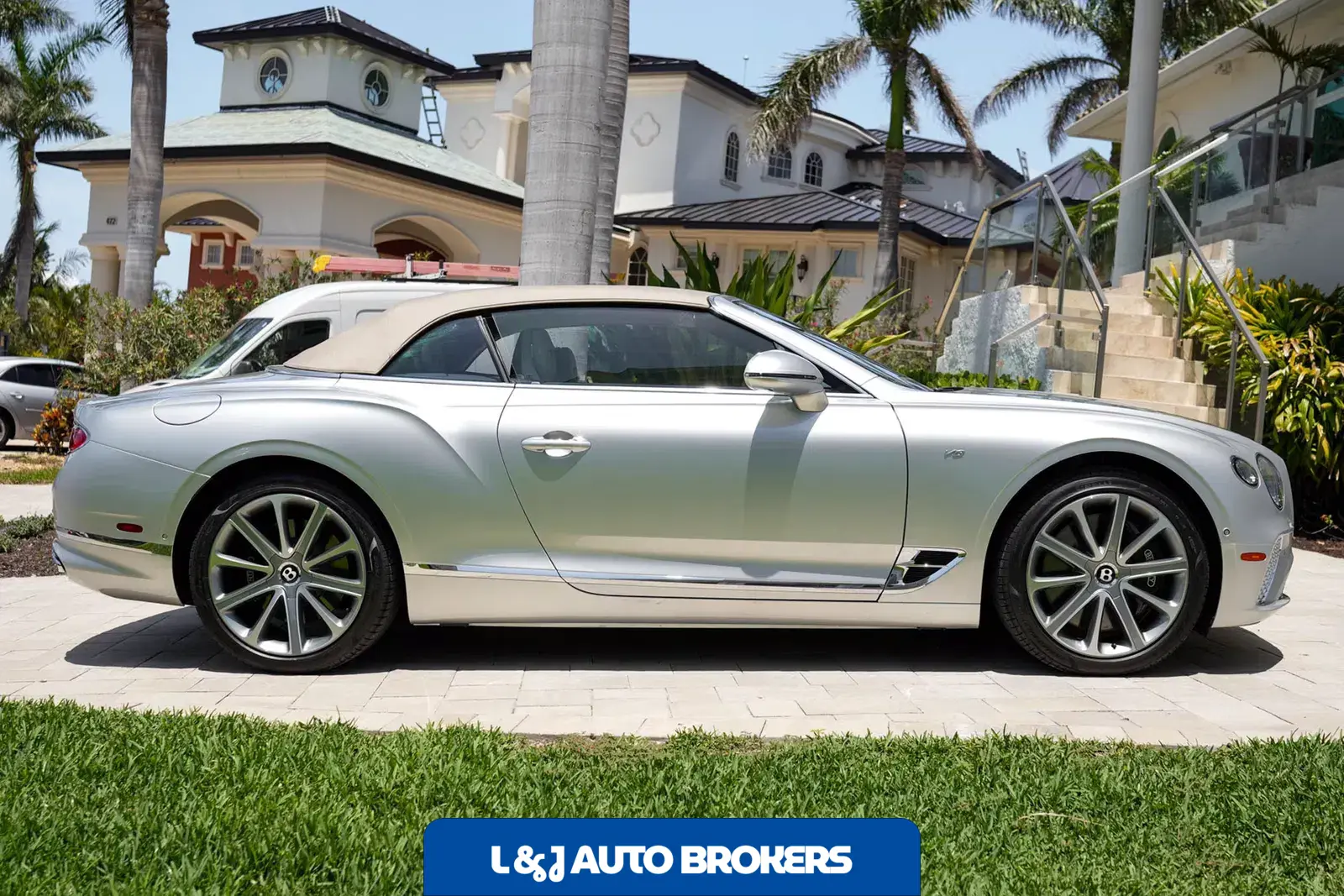 2022 Bentley Continental GTC V8