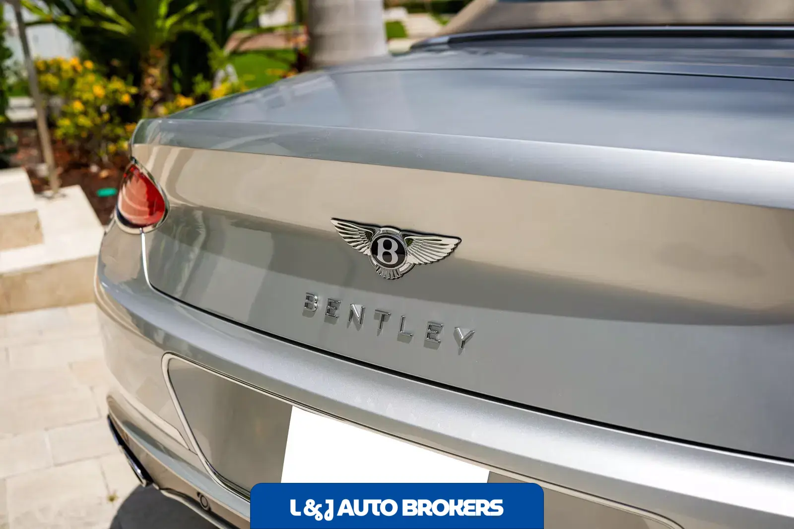 2022 Bentley Continental GTC V8