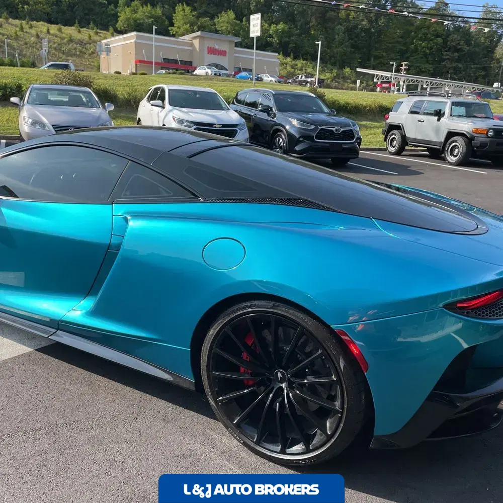 2023 McLaren GT Base