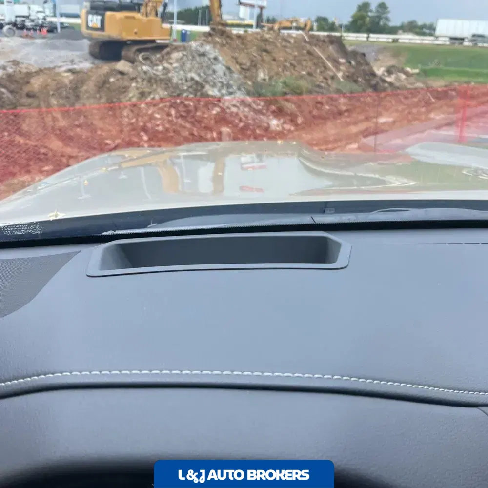 2025 Lexus LX 700h Overtrail