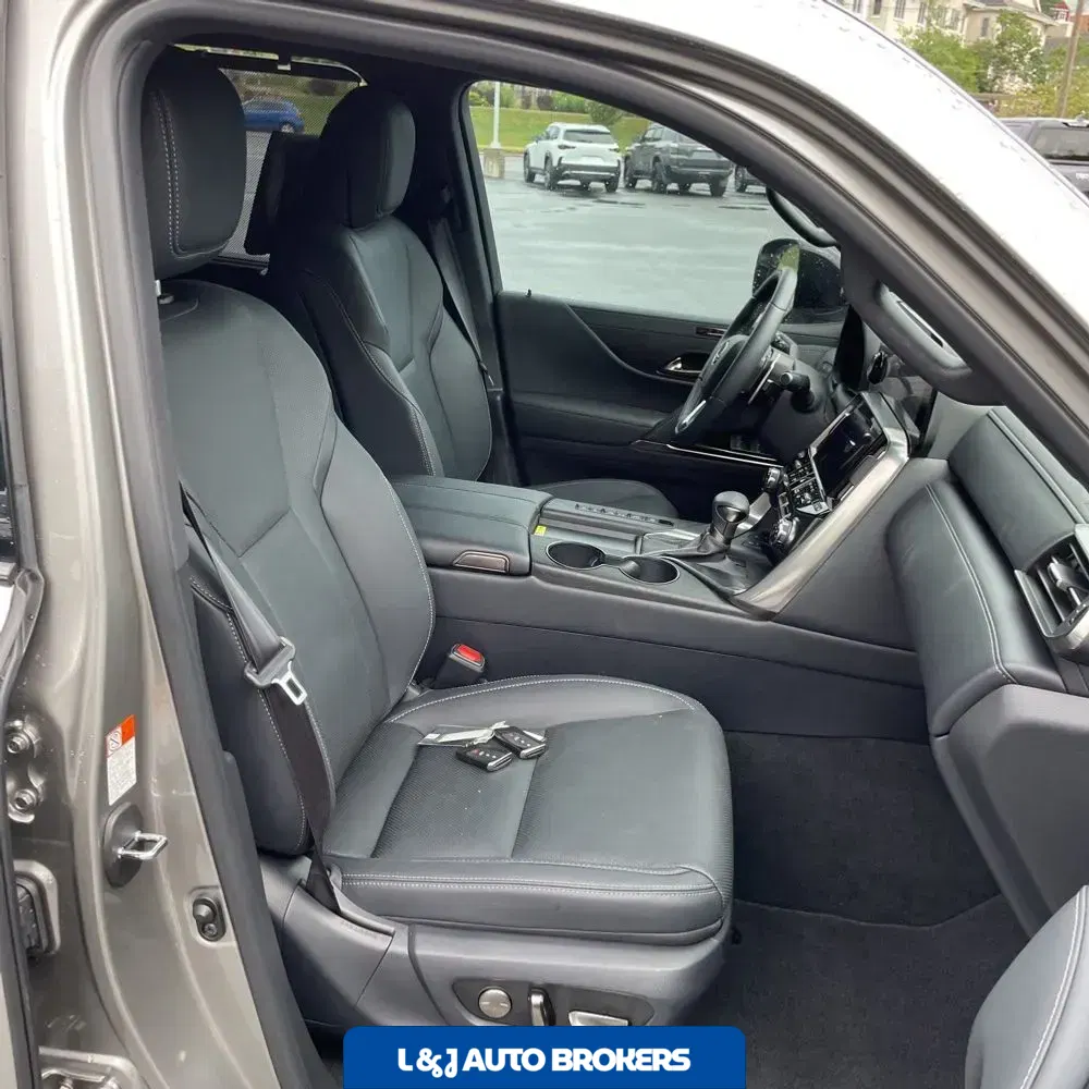 2024 Lexus LX 600 Luxury