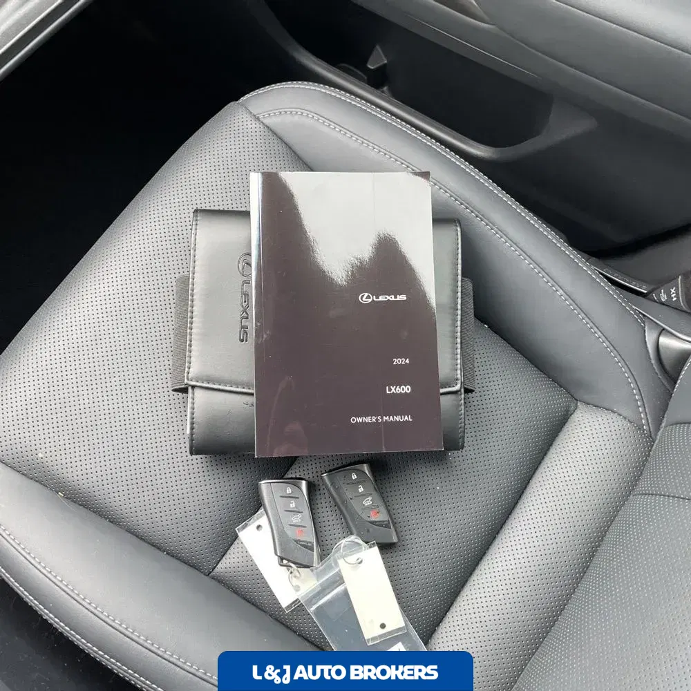2024 Lexus LX 600 Luxury