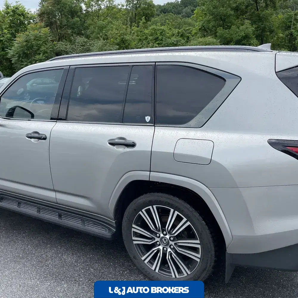 2024 Lexus LX 600 Luxury