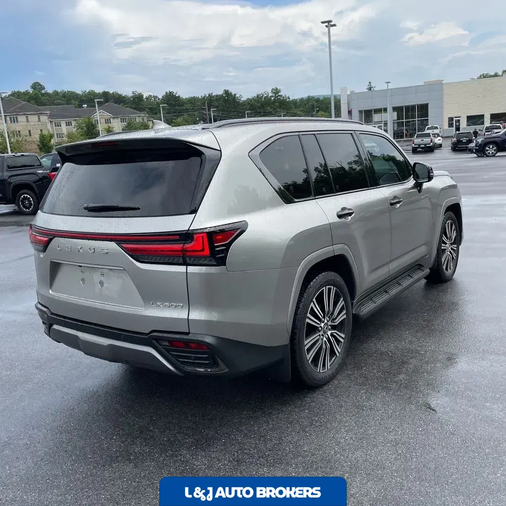 2024 Lexus LX 600 Luxury