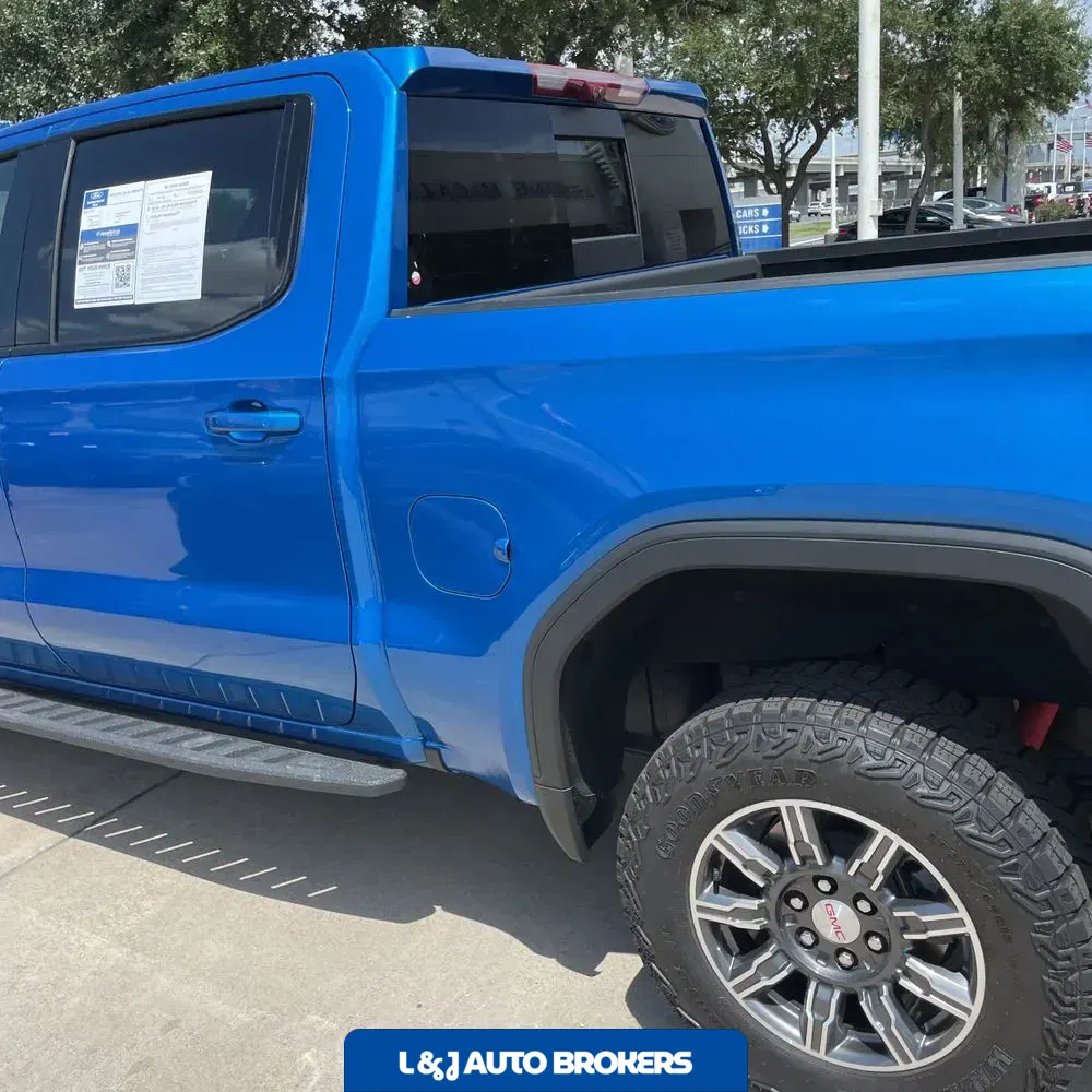2024 GMC Sierra 1500 AT4