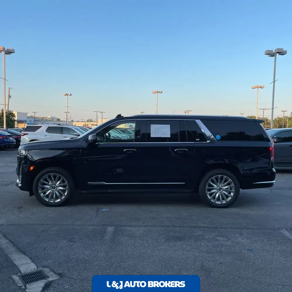 2024 Cadillac Escalade ESV Premium Luxury
