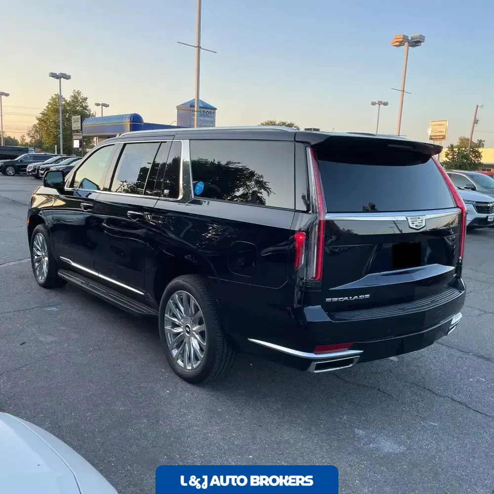 2024 Cadillac Escalade ESV Premium Luxury