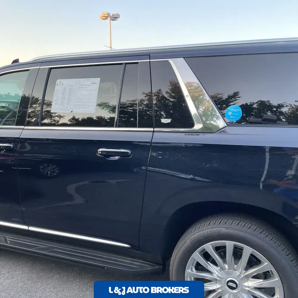 2024 Cadillac Escalade ESV Premium Luxury