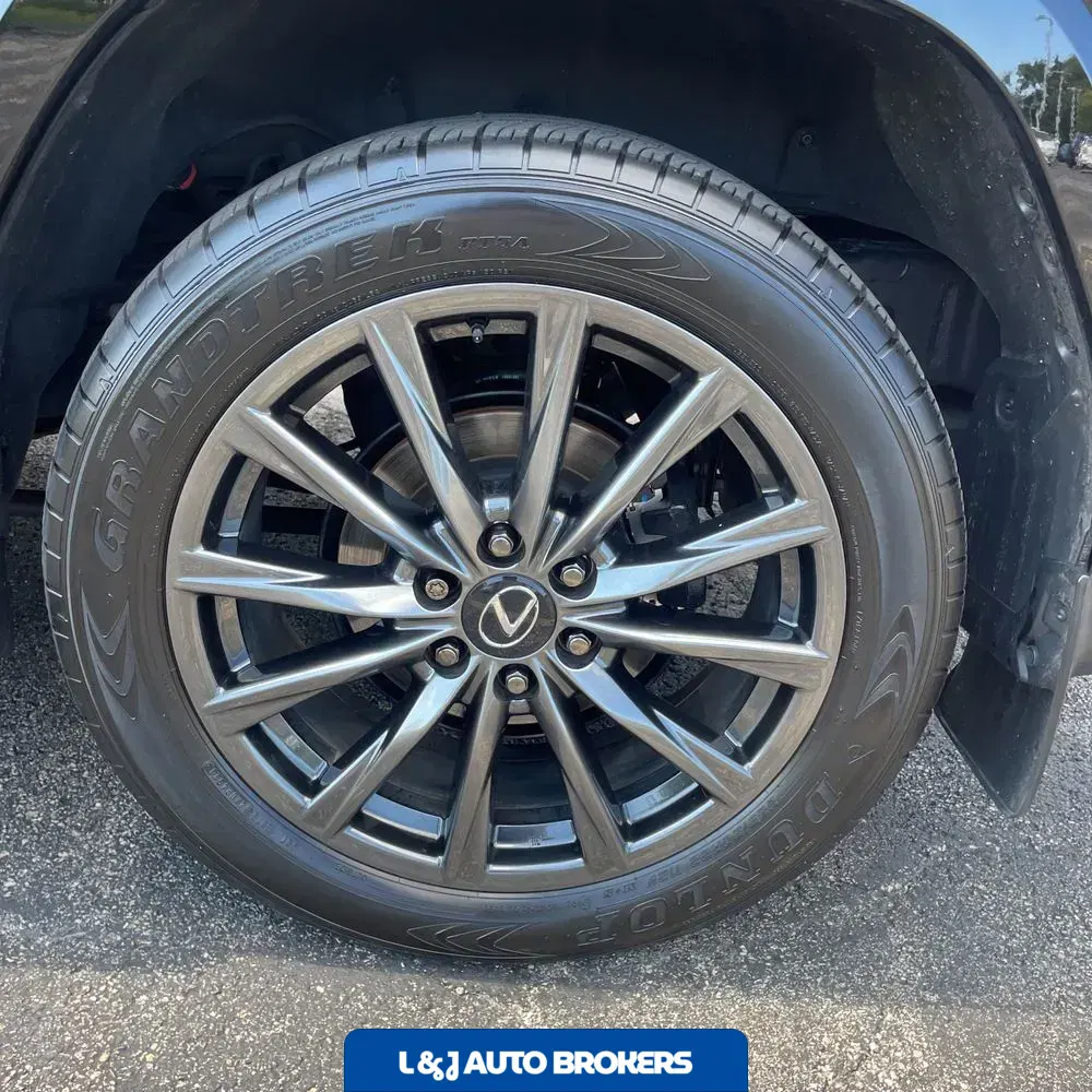 2024 Lexus LX 600 F SPORT Handling