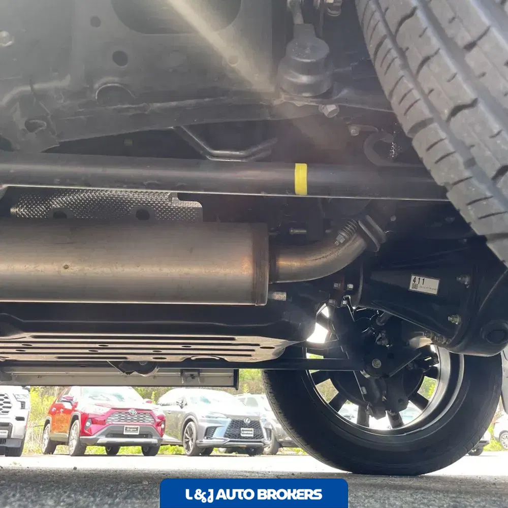 2024 Lexus LX 600 F SPORT Handling