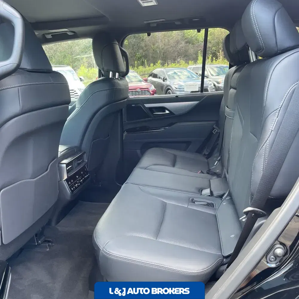2024 Lexus LX 600 F SPORT Handling