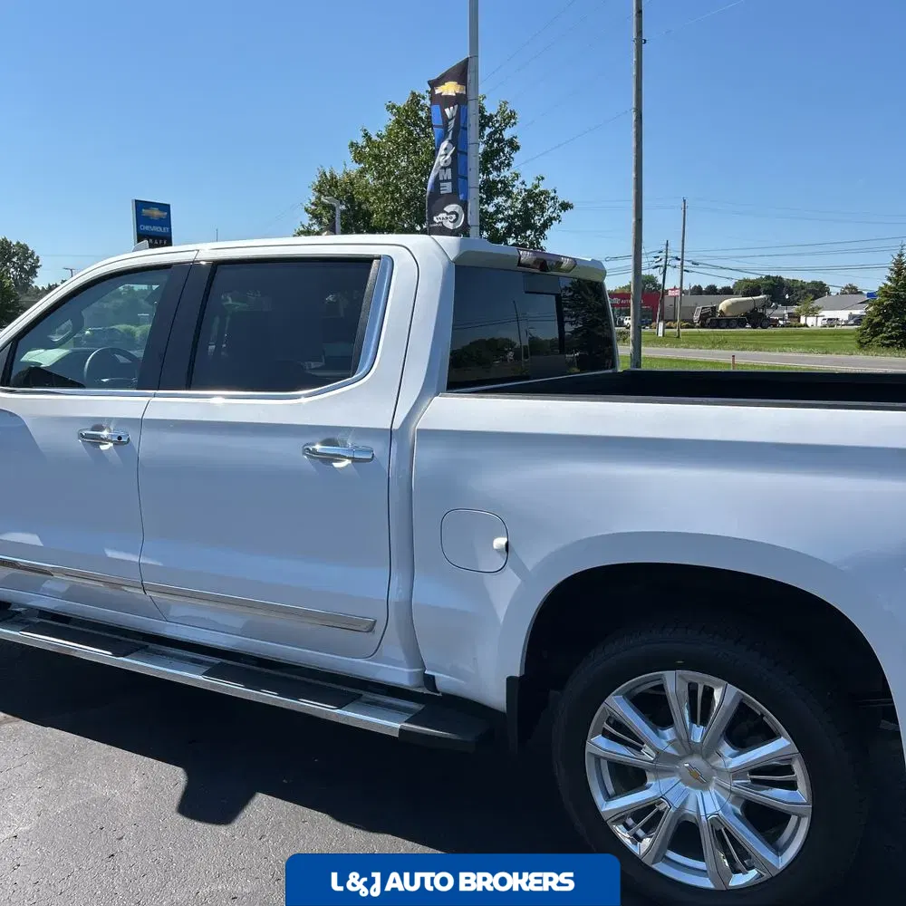2022 Chevrolet Silverado 1500 High Country