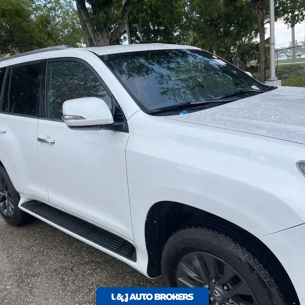 2023 Lexus GX 460 Base