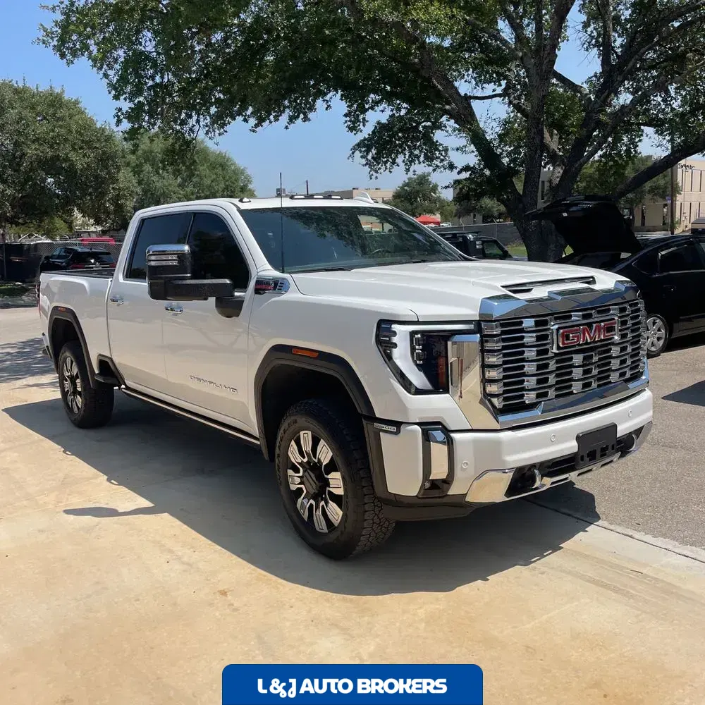 2024 GMC Sierra 2500HD Denali