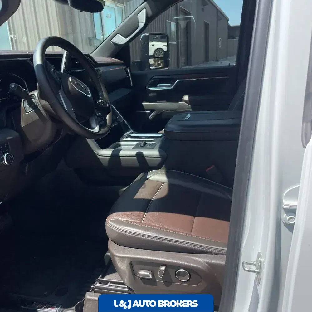 2024 GMC Sierra 2500HD Denali