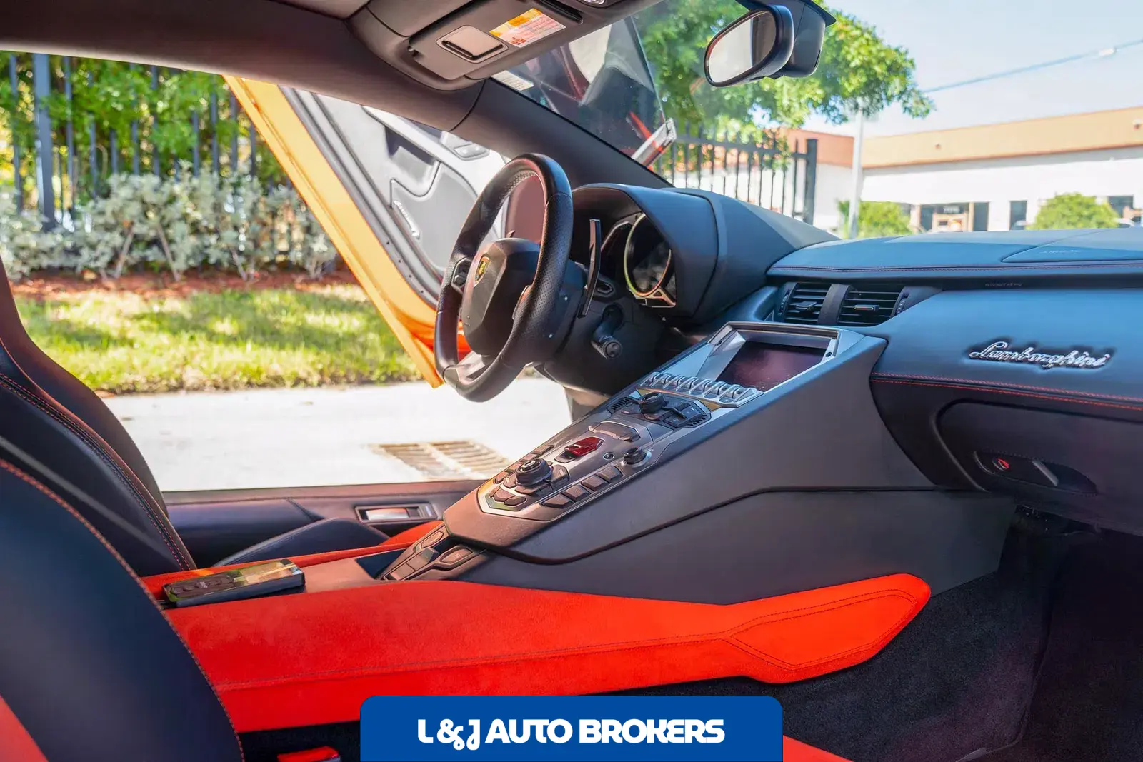 2012 Lamborghini Aventador LP700-4