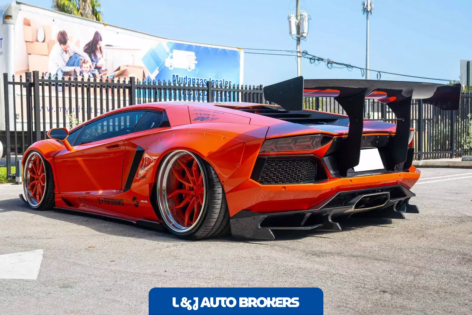 2012 Lamborghini Aventador LP700-4