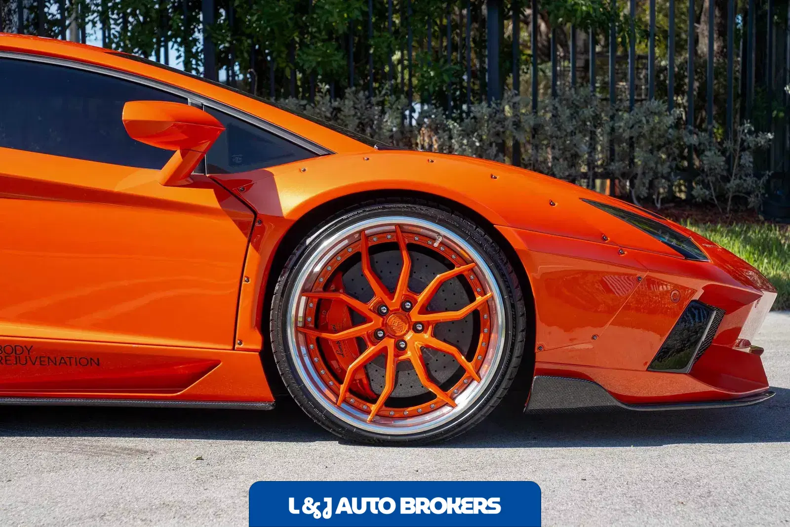 2012 Lamborghini Aventador LP700-4