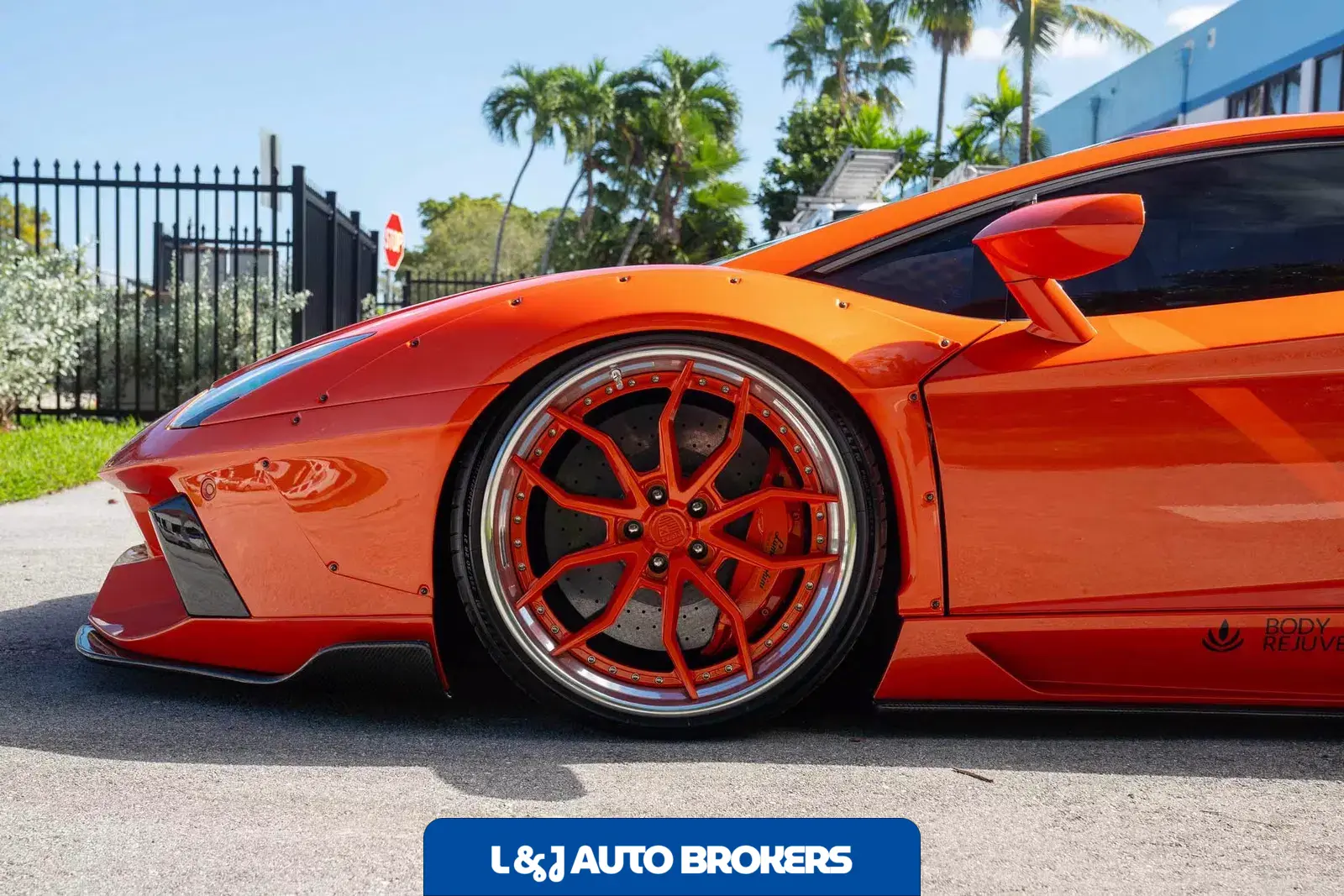 2012 Lamborghini Aventador LP700-4