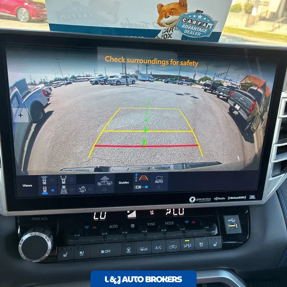 2022 Toyota Tundra Platinum HV