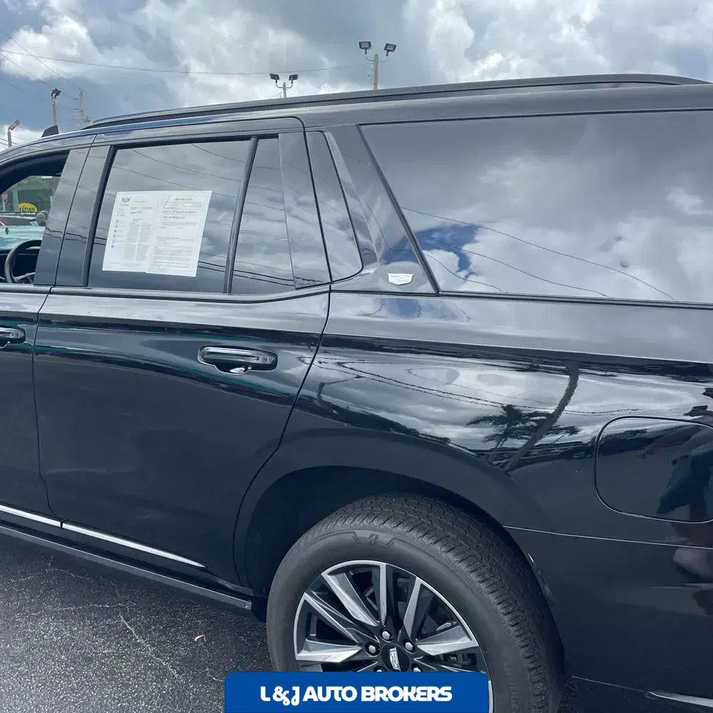 2024 Cadillac Escalade Sport