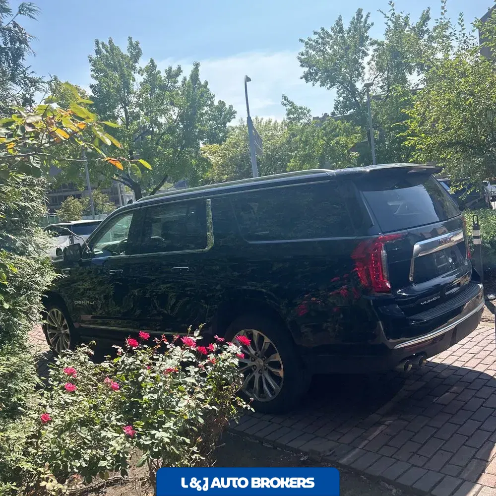 2022 GMC Yukon XL Denali