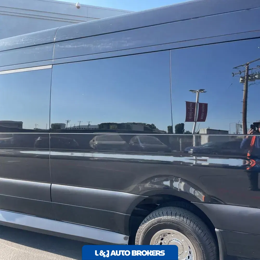 2023 Mercedes-Benz Sprinter 3500 High Roof XD