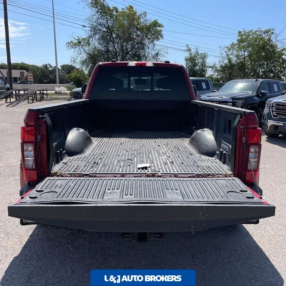 2022 Ford F-350 Super Duty Lariat