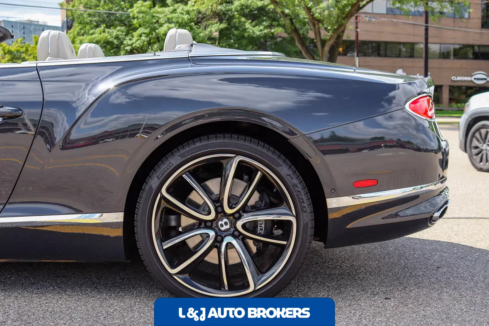 2021 Bentley Continental GTC V8